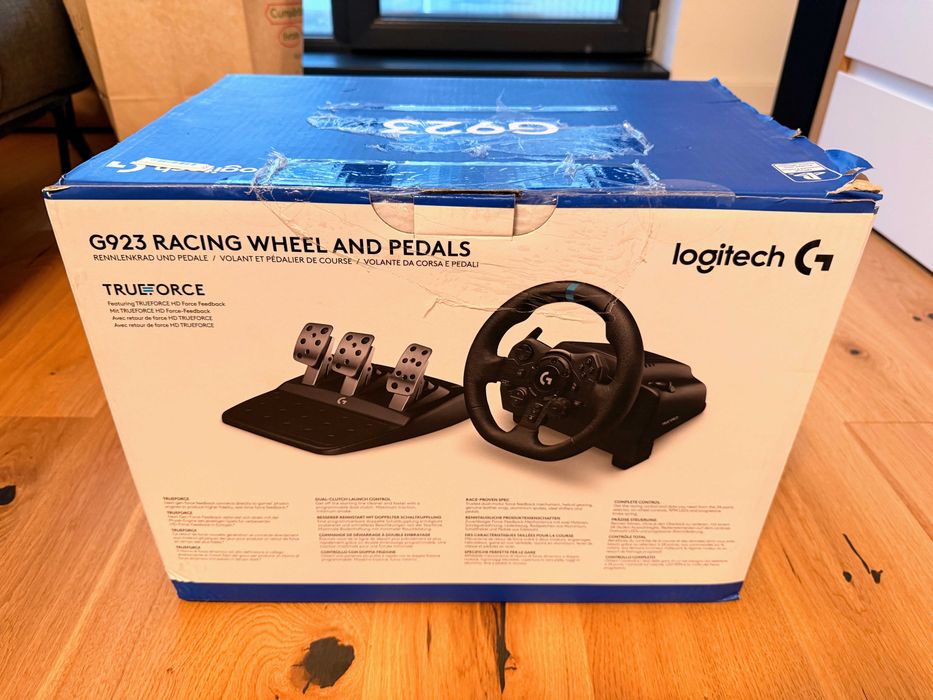 Logitech G923 – Volan Gaming + Pedale – PC / PlayStation / Xbox