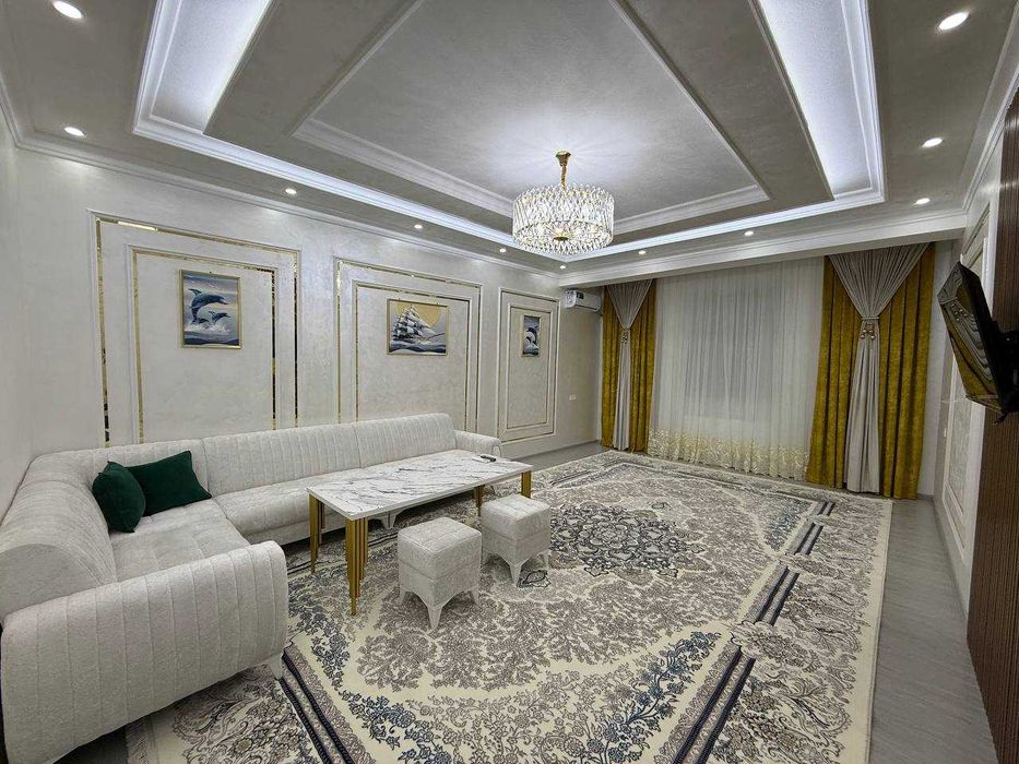 3х комнатная квартира на 4 этаже 94кв/м, в Самарканде