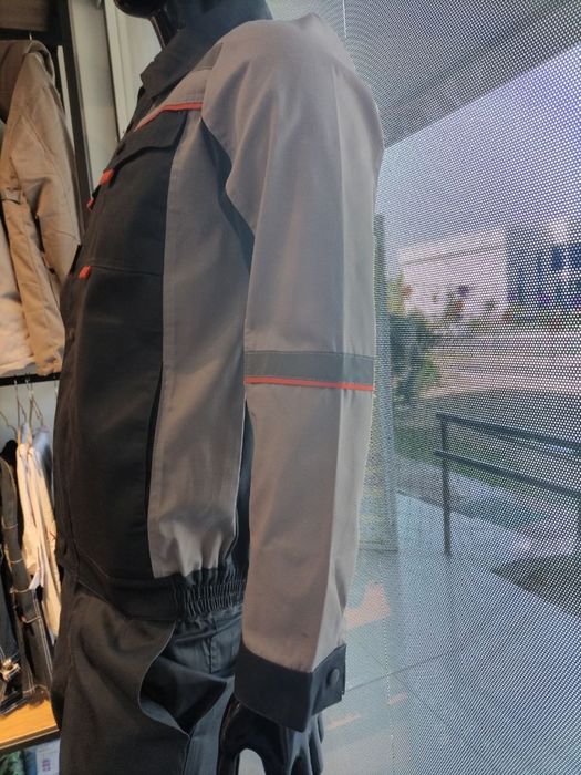 Uniforma Maxsus kiyim