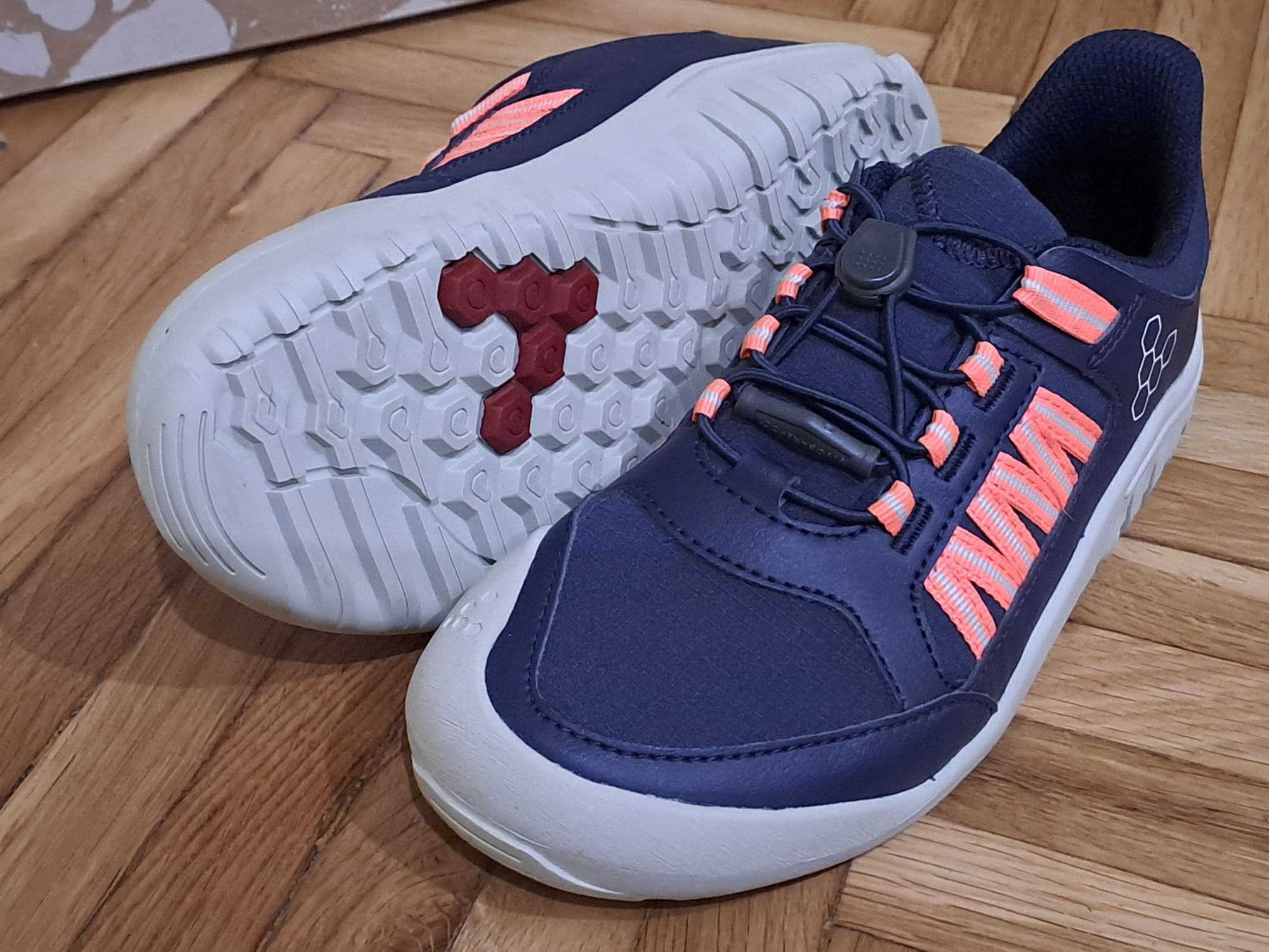Детски боси обувки VIVOBAREFOOT Explore AT Kids 32