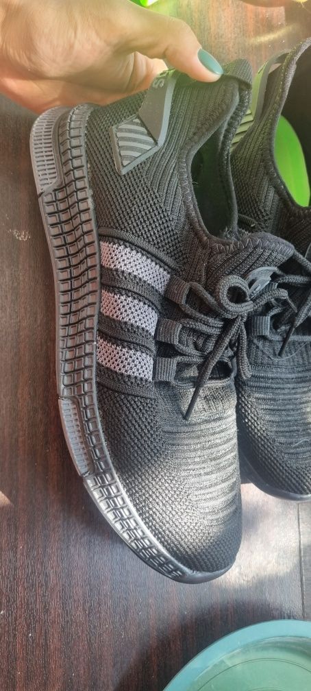 Кроссовки adidas турция