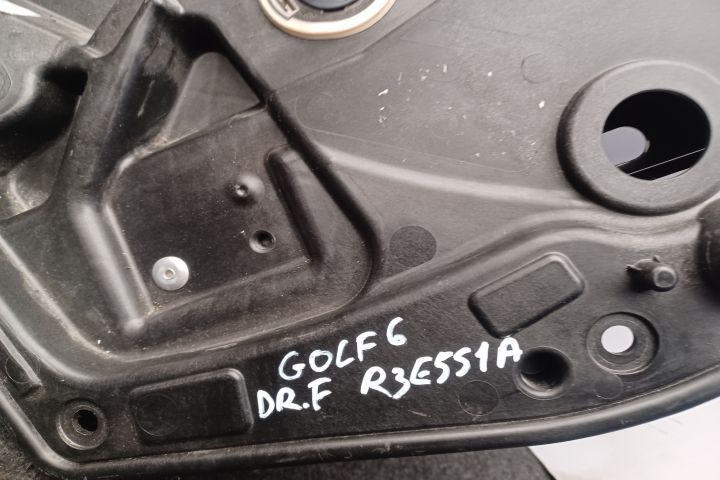 Macara geam fata dreapta electrica 5K0837756G 5K0837756G Volkswagen V