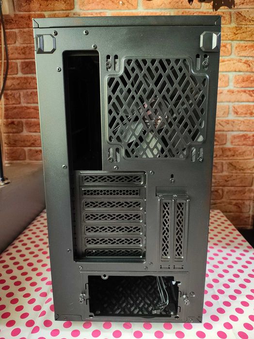 Carcasa PC Fractal Design Define 7 Black TG Light Tint Black.