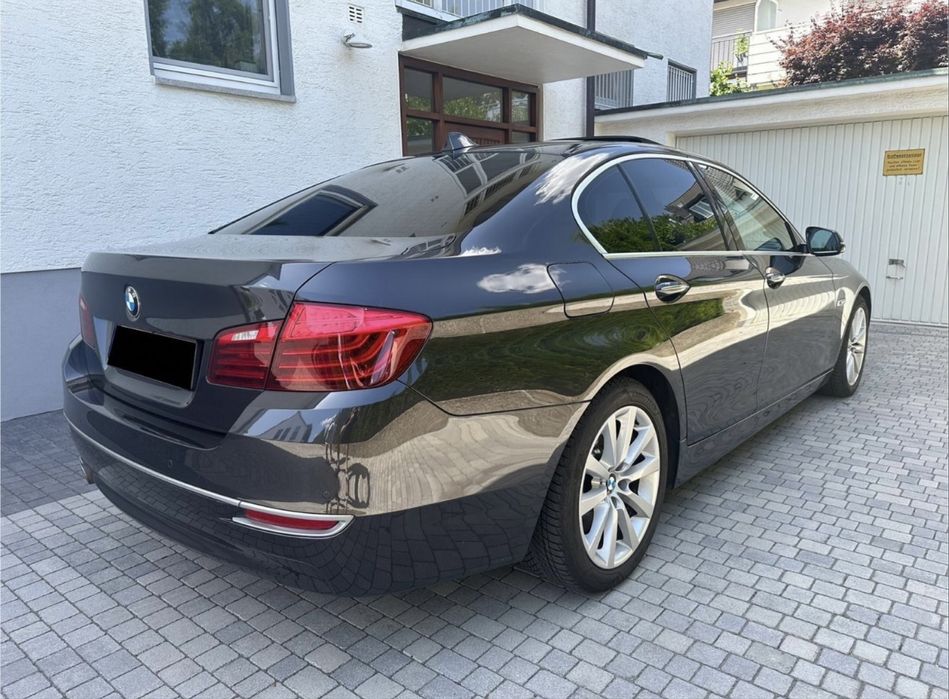 BMW 530d Limousine Modern Line 4 butoane