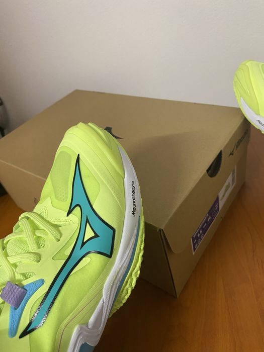 vand adidasi WAVE LIGHTING Z8