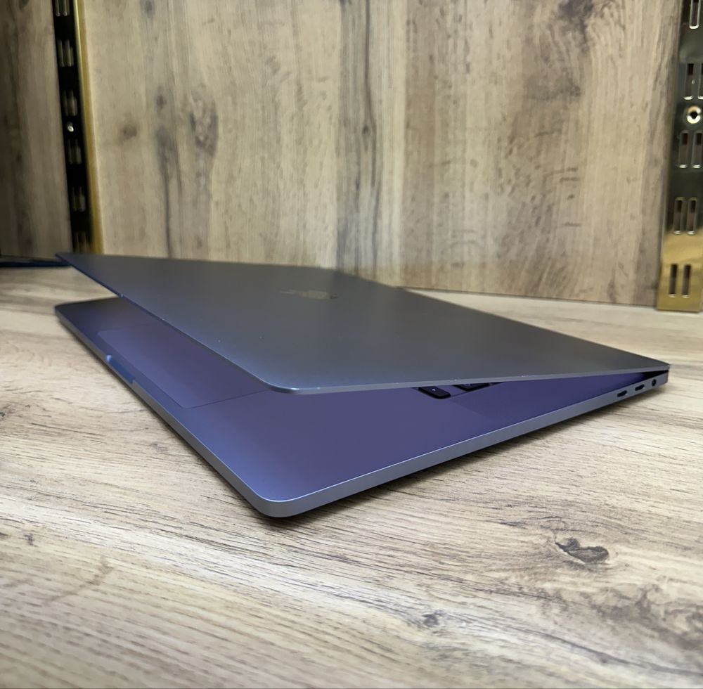 Macbook Pro 16/512GB 16inch Core i7