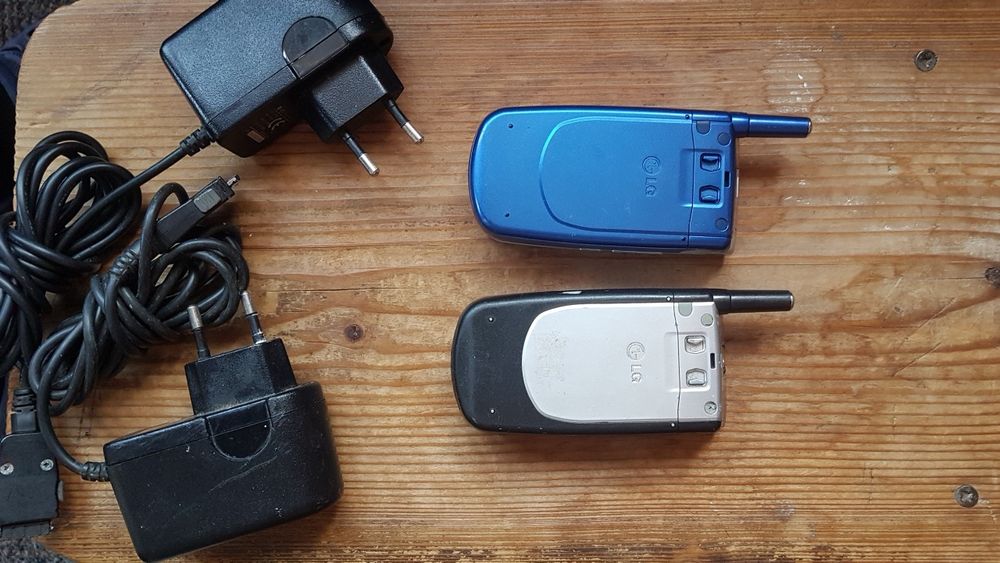 Telefoane LG 8130 si LG 8330