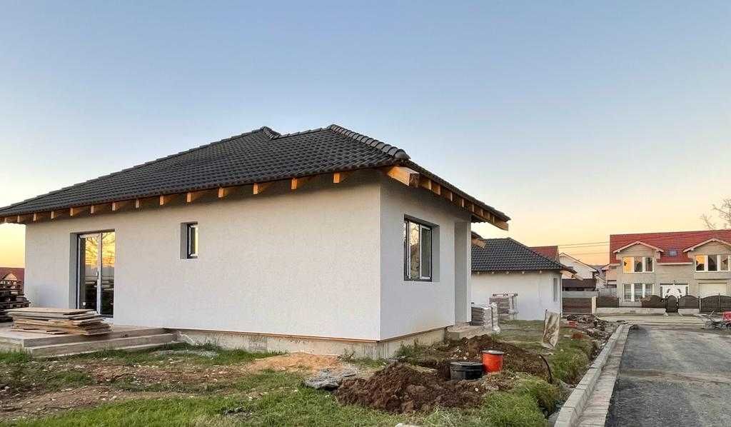 Vand casa de 100m2, 2024, teren 434m2 in Oradea