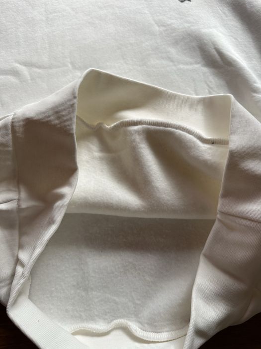Мъжки,ватиран суитчер OFF White в бяло с голяма щампа на гърба