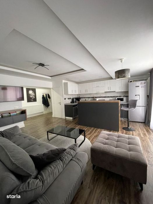 Apartament de 3 camere, decomandat, 84 mp., zona Nord-Vest