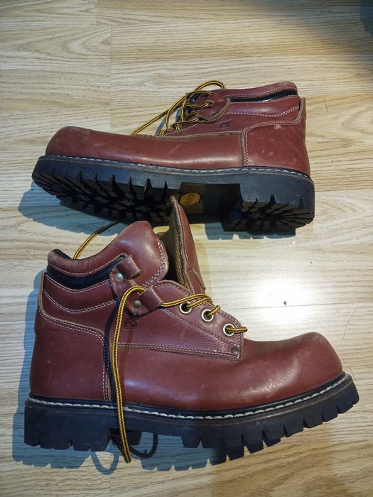 Bocanci de lucru adevărați 40 talpă vibram