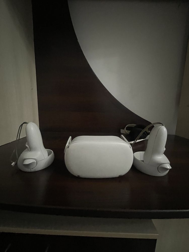 Продам Oculus Quest 2 256гб (Meta Quest 2) – Отличное состояние!