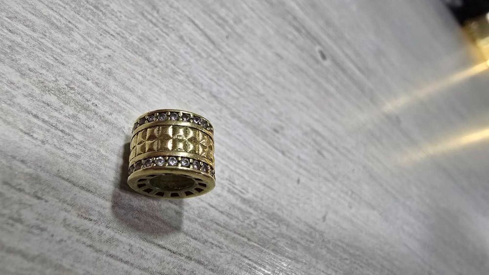 Златен талисман за гривна пандора 14 карата