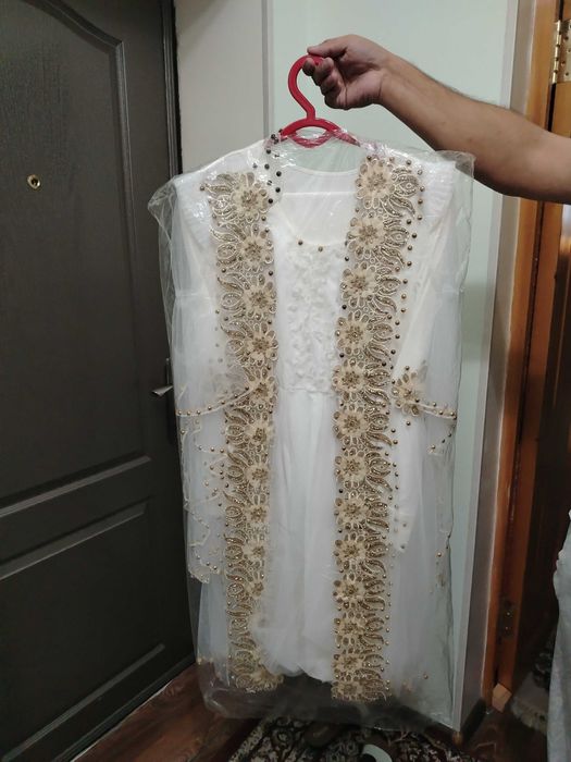 Kelin ansanbili sotiladi