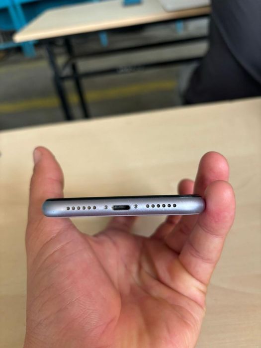 Iphone 11 , 128 Gb ,74%sanatatea