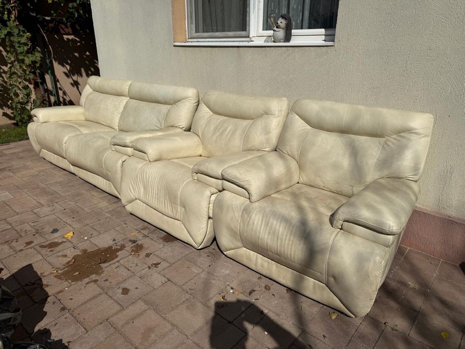 Canapea si fotolii extensibile din piele