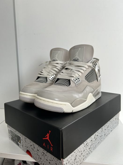 Vand Jordan 4 Frozen Moments