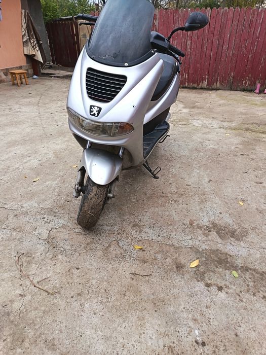 Schimb mai multe detalii la telefon