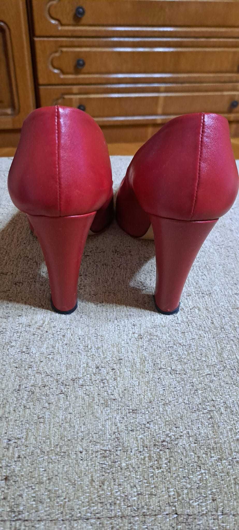 Pantofi dama, Guban, marimea 36, culoare rosu, piele naturala