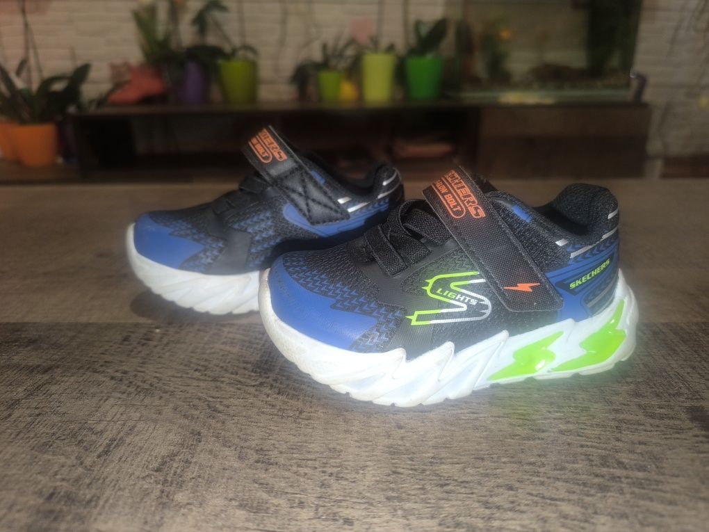 Детски светещи маратонки Skechers Flex-Glow Bolt
