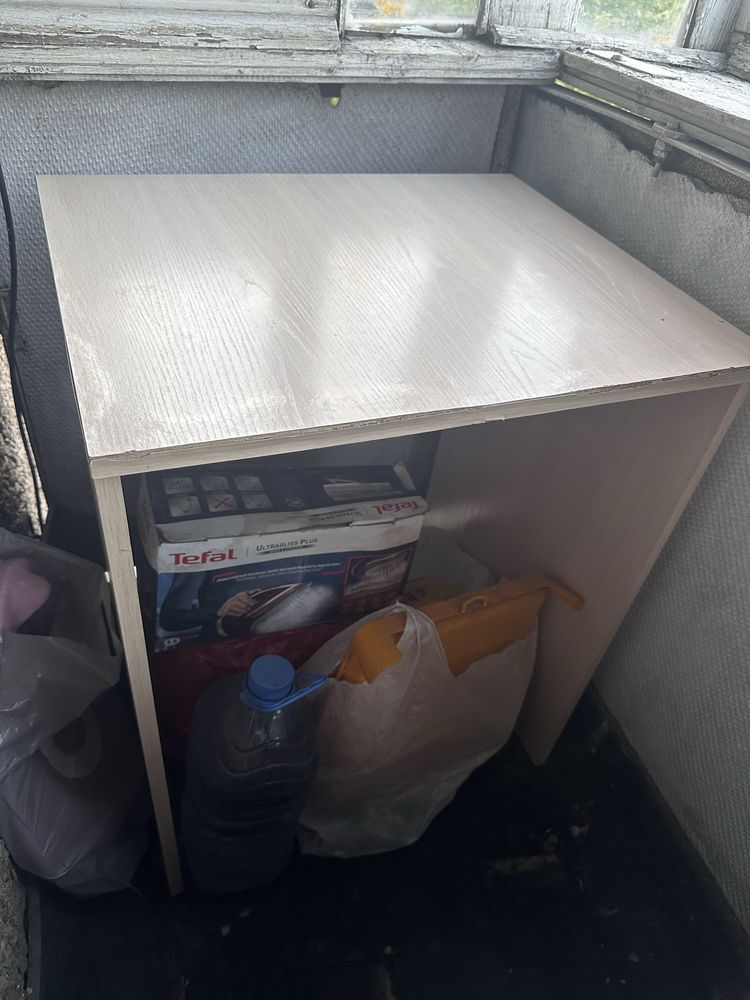 Продам стол для компьютера