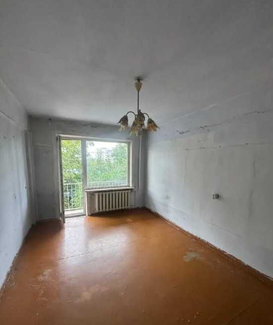 Продам 2 х комнатную в районе бульвара Гагарина