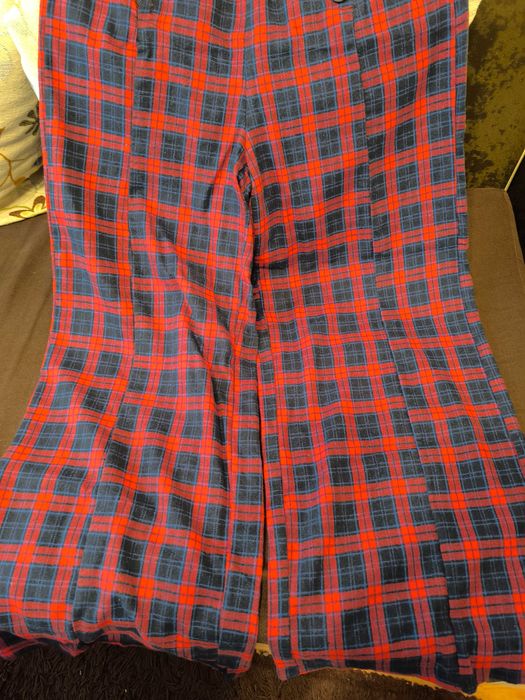 Панталон чисто нов