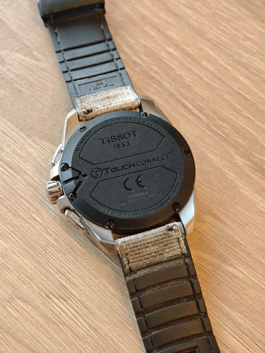 tissot t-touch connect solar часовник