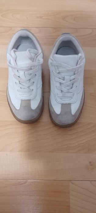 Tenisi baieti Zara mar 30