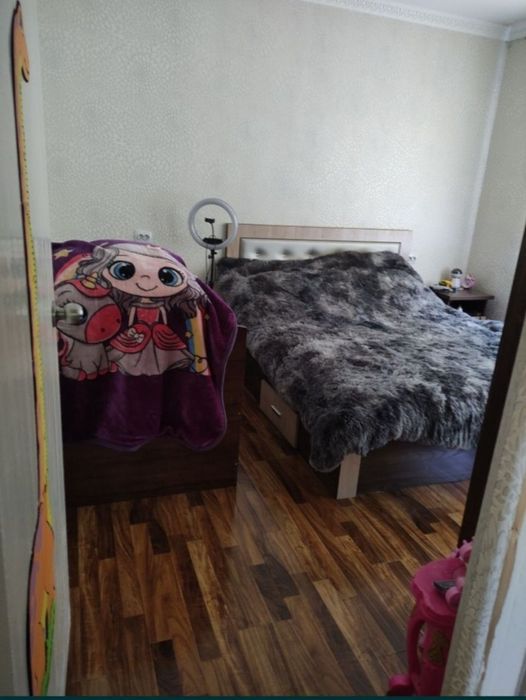 Продаю свою 3 комнатную в центре