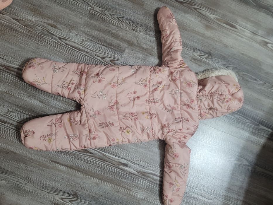 Детски Зимен космонавт