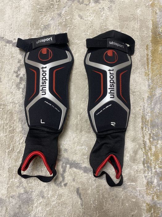 щитки на голени новые