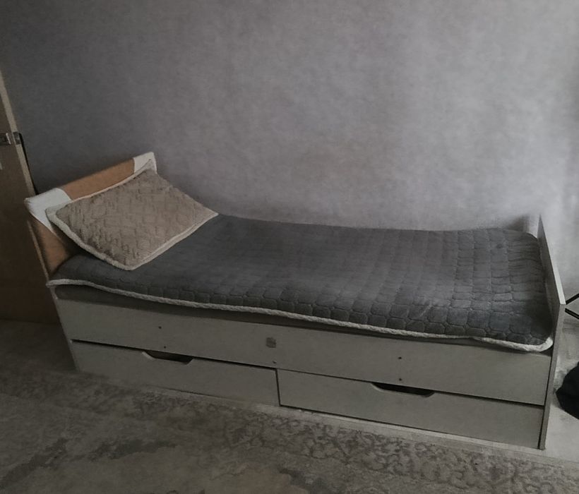 Продам кровать !