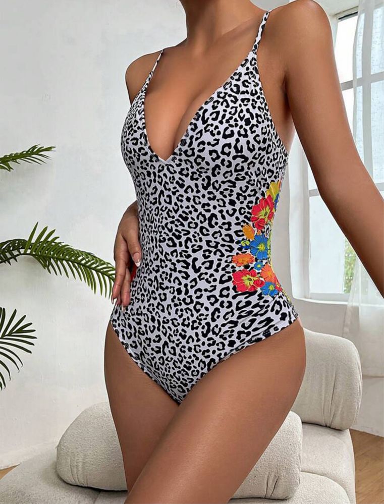 Costum baie dama masura xL