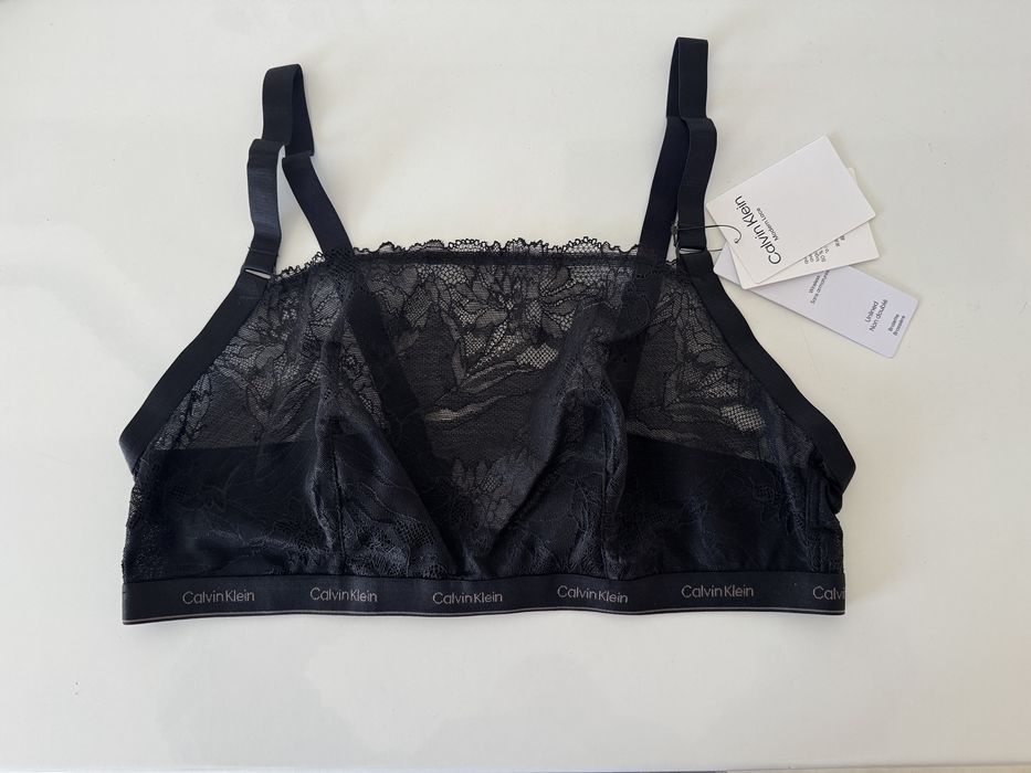 Calvin Klein M размер, Л размер