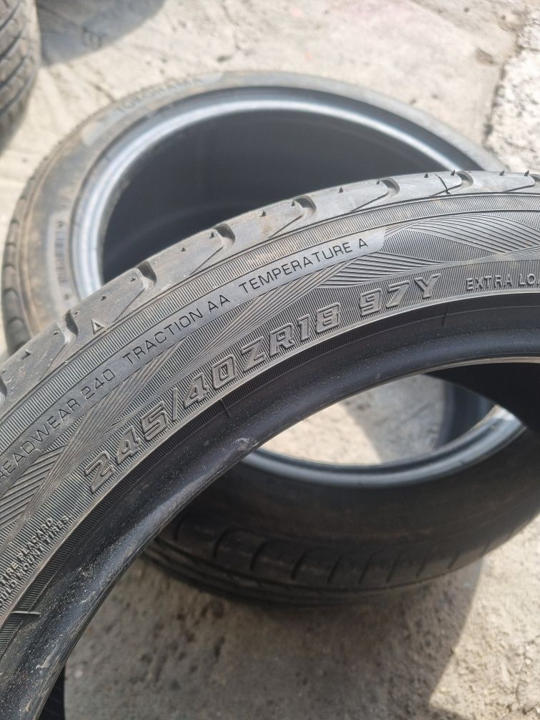 2 x Anvelope vara 245/40/R18 97Y Yokohama Advan Sport v105 DOT (4915)