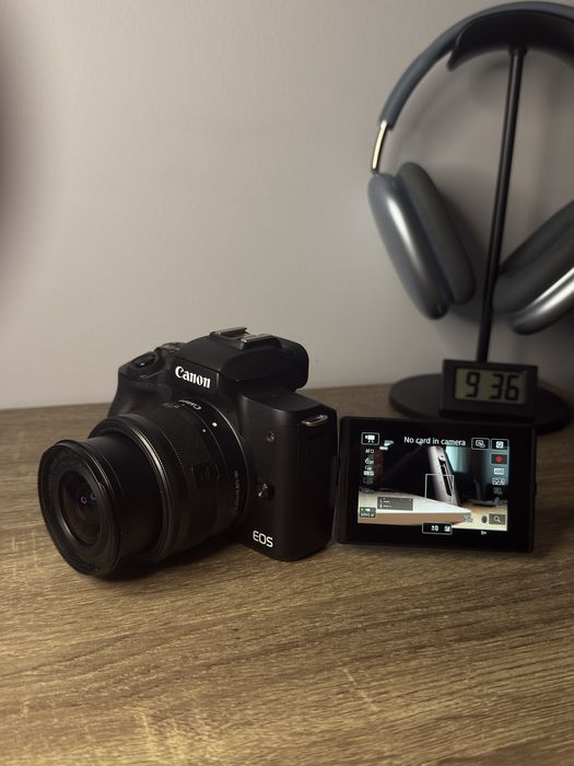 SET COMPLET | Canon M50 Mark II + Obiectiv 15-45mm | APROAPE NOU