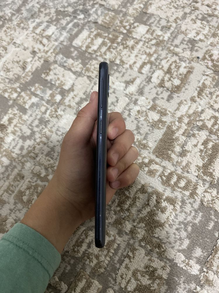 Продам Samsung A40