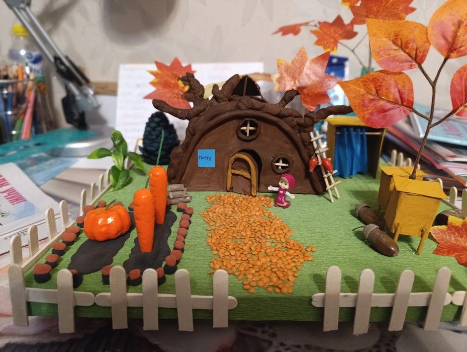 Поделка в школу,сад .осень