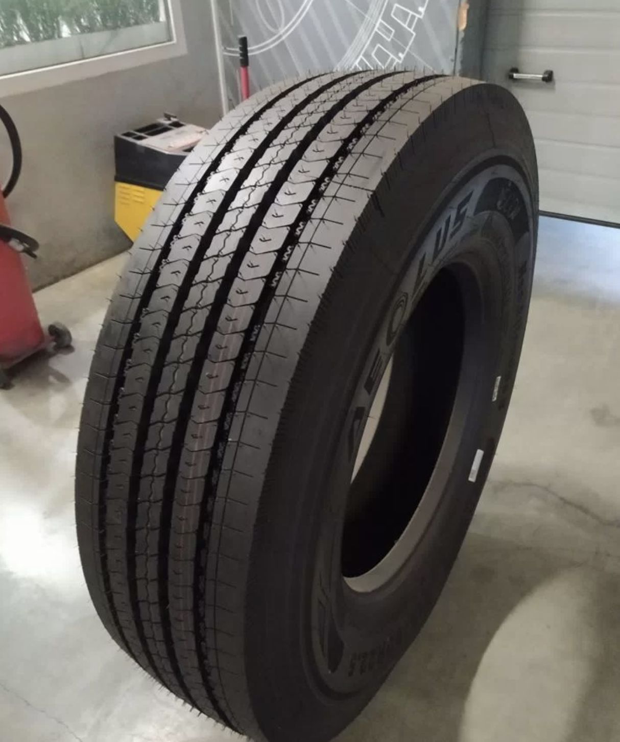 Рулевая шина 315/80R22.5 Aeolus Neo Allroads S