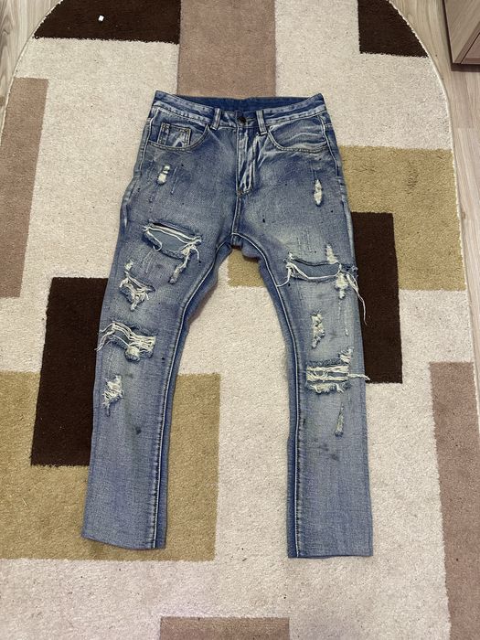 blugi rupti no brand