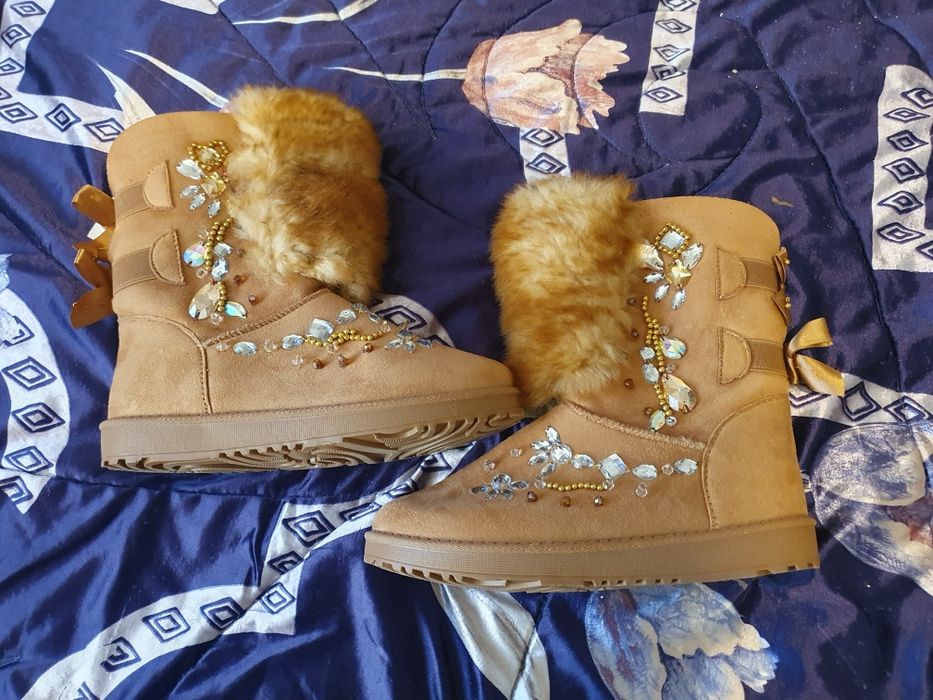 Ботуши зимни с кристали Сваровски.р38