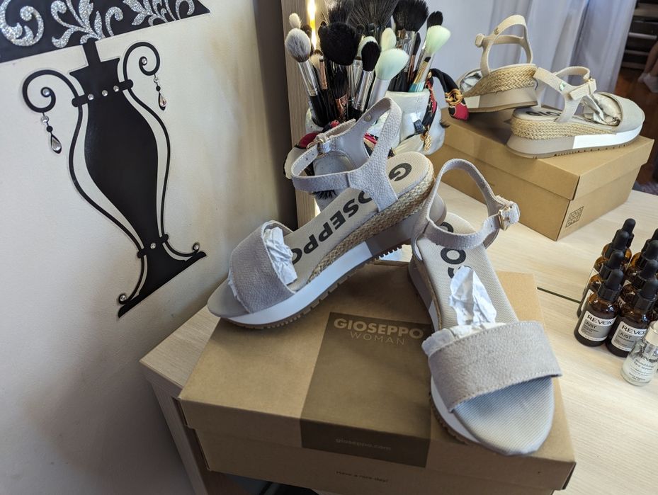 Sandale Gioseppo noi din piele mărimea 37