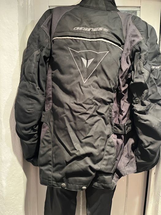 Costum motor barbat + ghiozdan + ghete