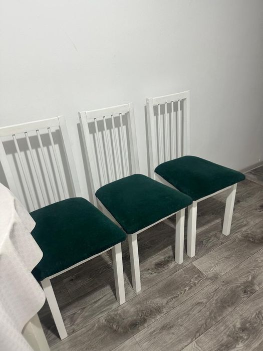 Продам сулья 3 штуки
