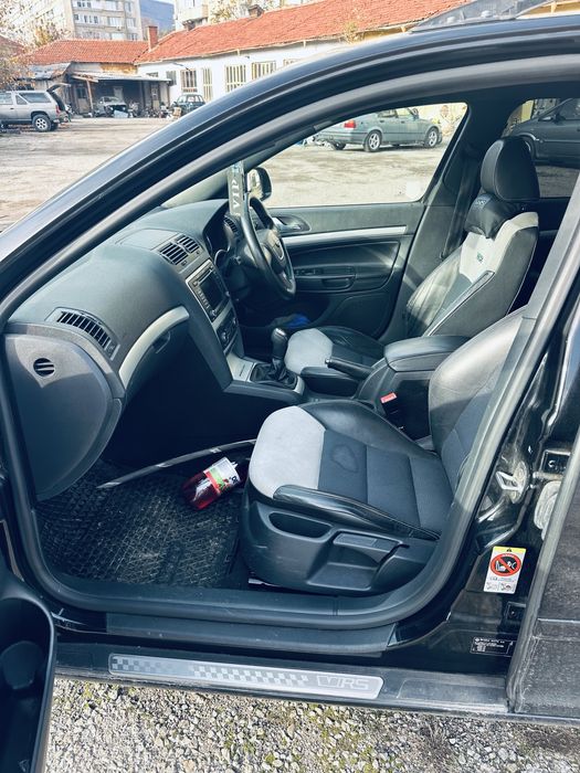 Продавам на части Шкода Октавия