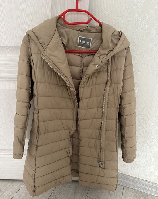Куртка на девочек фирма Guliver