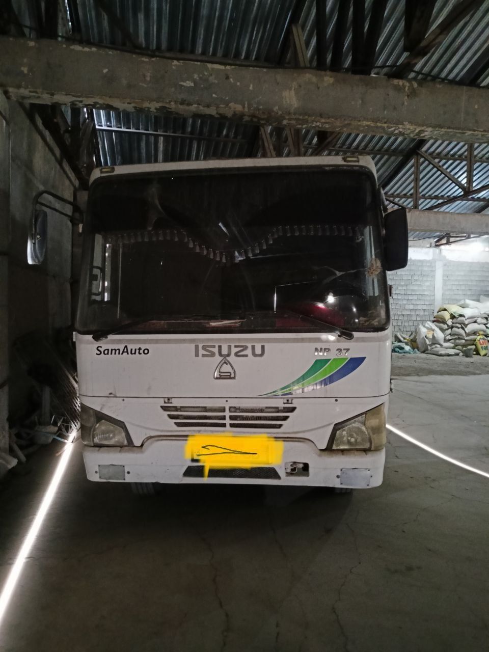 Юк автомобили ISUZU 2009 йил