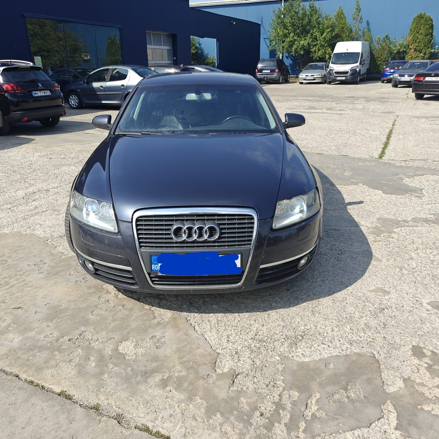 Vând Audi A6 C6 2.0 TDI