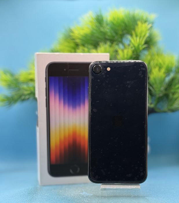 НОВ!!! Apple iPhone SE 3, 64GB, 5G, Midnight